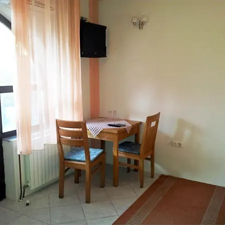 Motel Amer Pier Добой